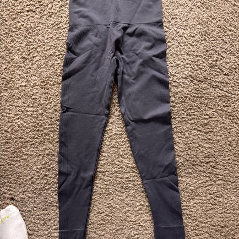 Set Active Gray Leggings